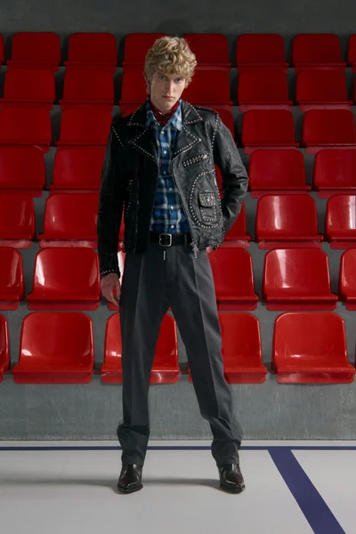 Look 29